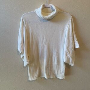 Mossimo Supply Co. White Short-Sleeve Turtleneck Sweater